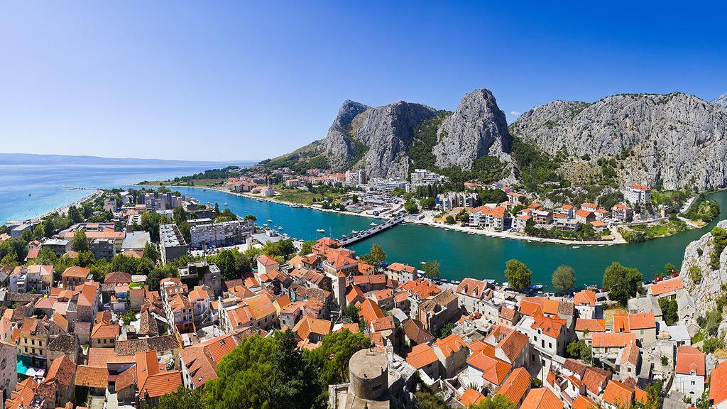 Apartments Ivana I Darko Omis Bagian luar foto