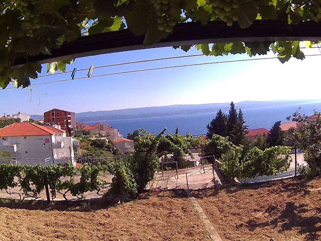 Apartments Ivana I Darko Omis Bagian luar foto