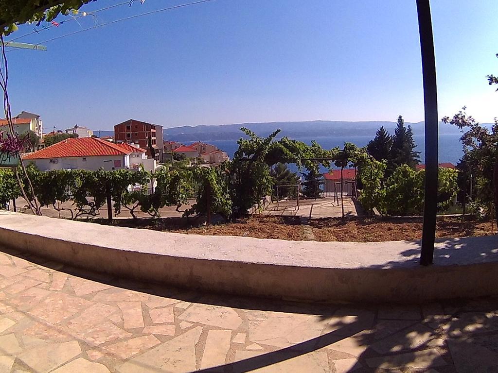 Apartments Ivana I Darko Omis Bagian luar foto