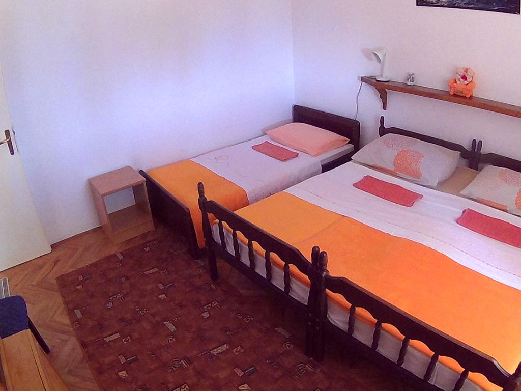 Apartments Ivana I Darko Omis Bagian luar foto