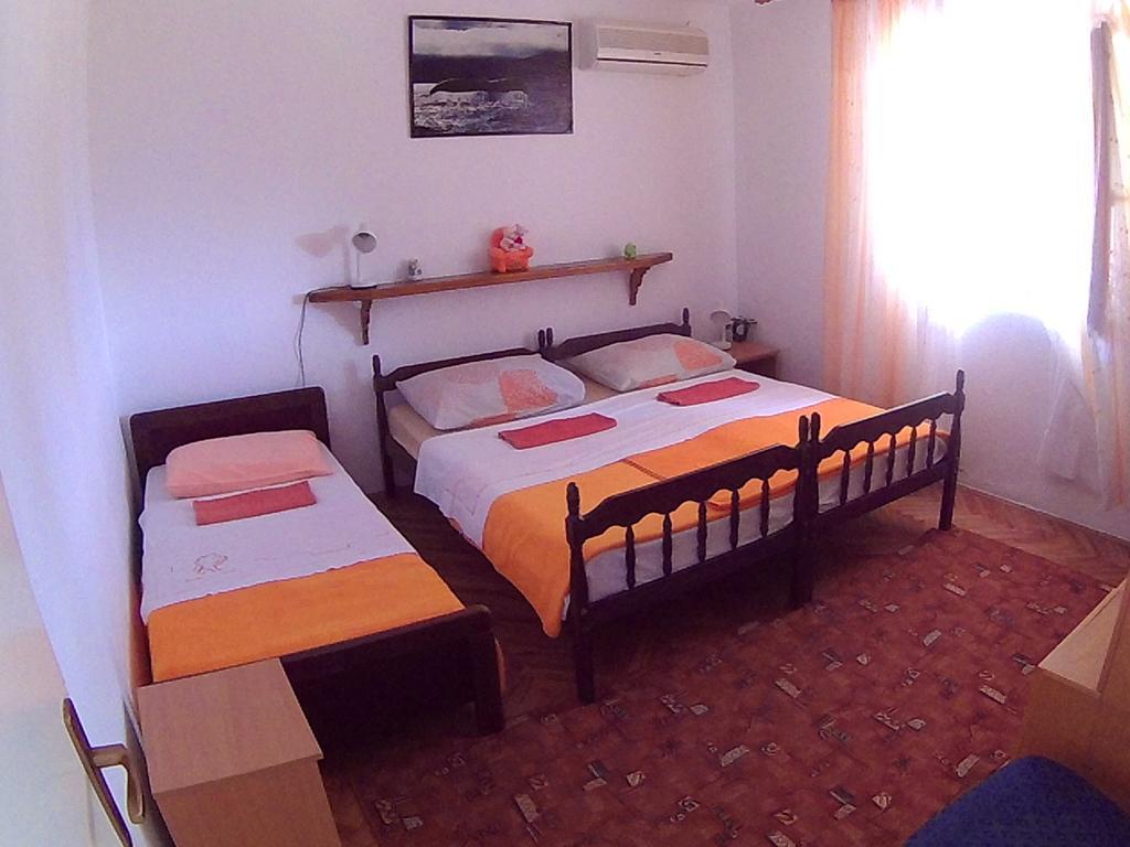 Apartments Ivana I Darko Omis Bagian luar foto