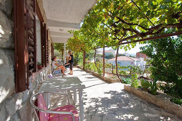 Apartments Ivana I Darko Omis Bagian luar foto